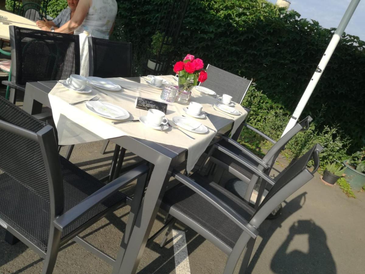 Hotel & Fruehstueckspension Raabtal フェルトバッハ エクステリア 写真